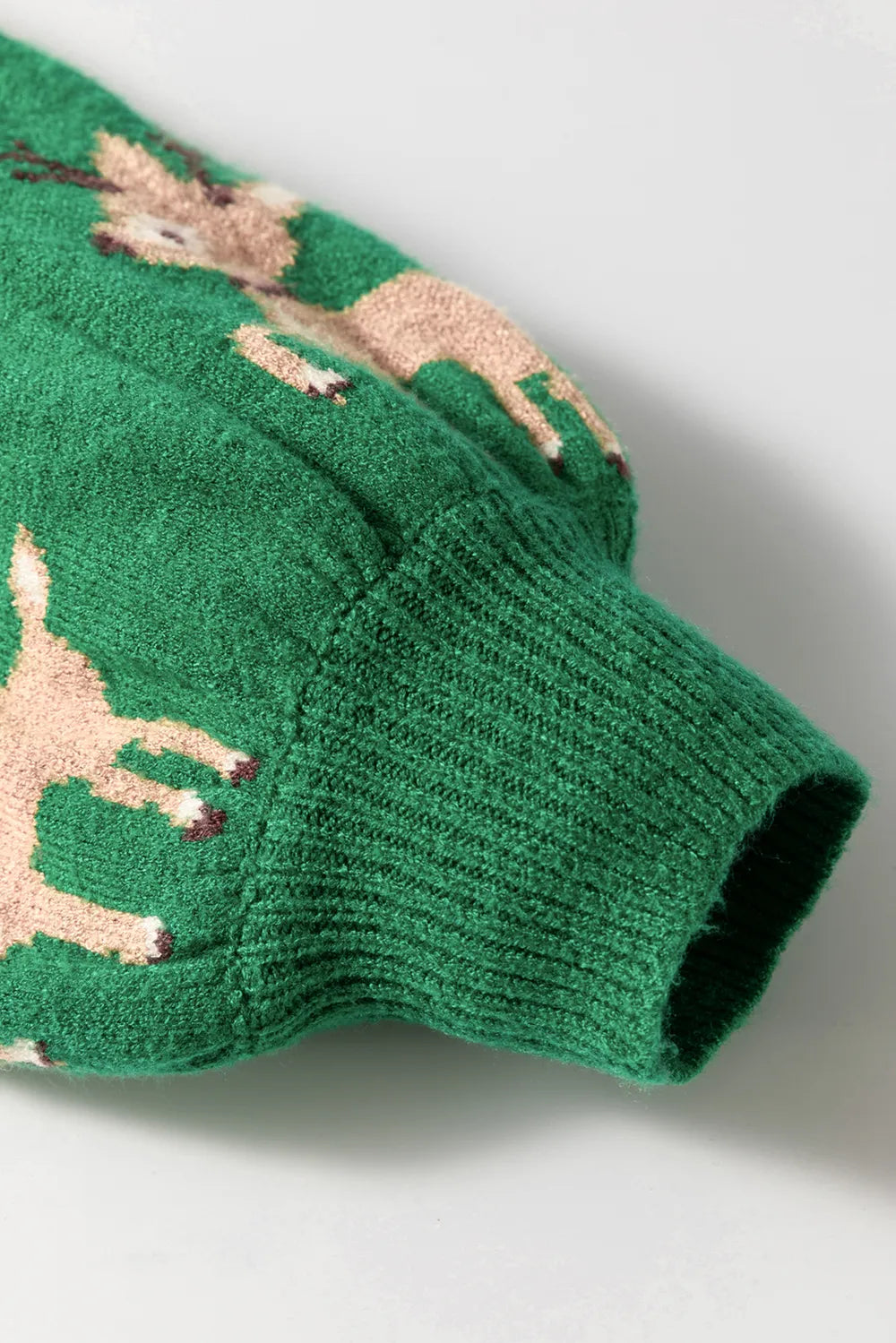 e9f4ef8e042d4cc4917015643dd83c22-Max